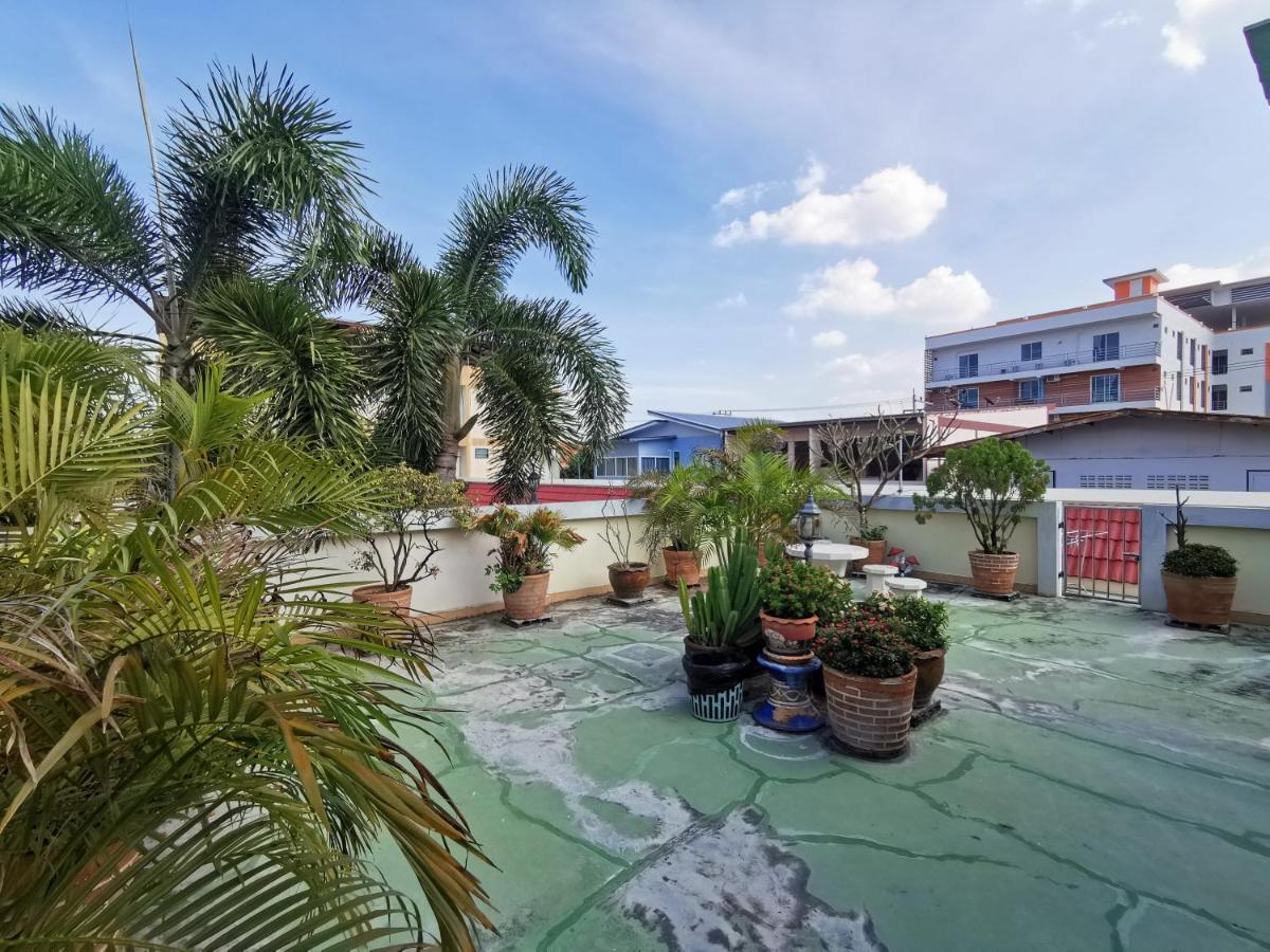Samiya Guesthouse Bangsaen Exterior foto