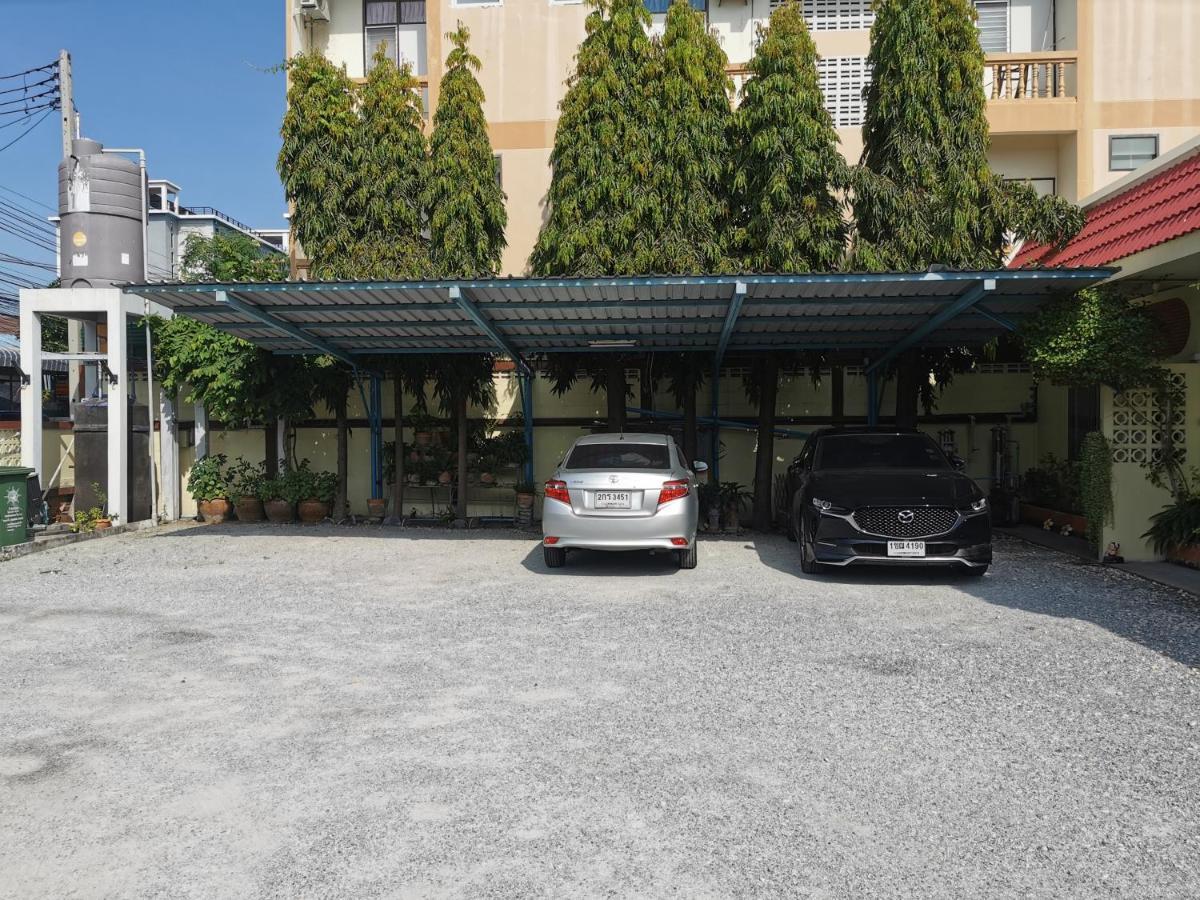 Samiya Guesthouse Bangsaen Exterior foto