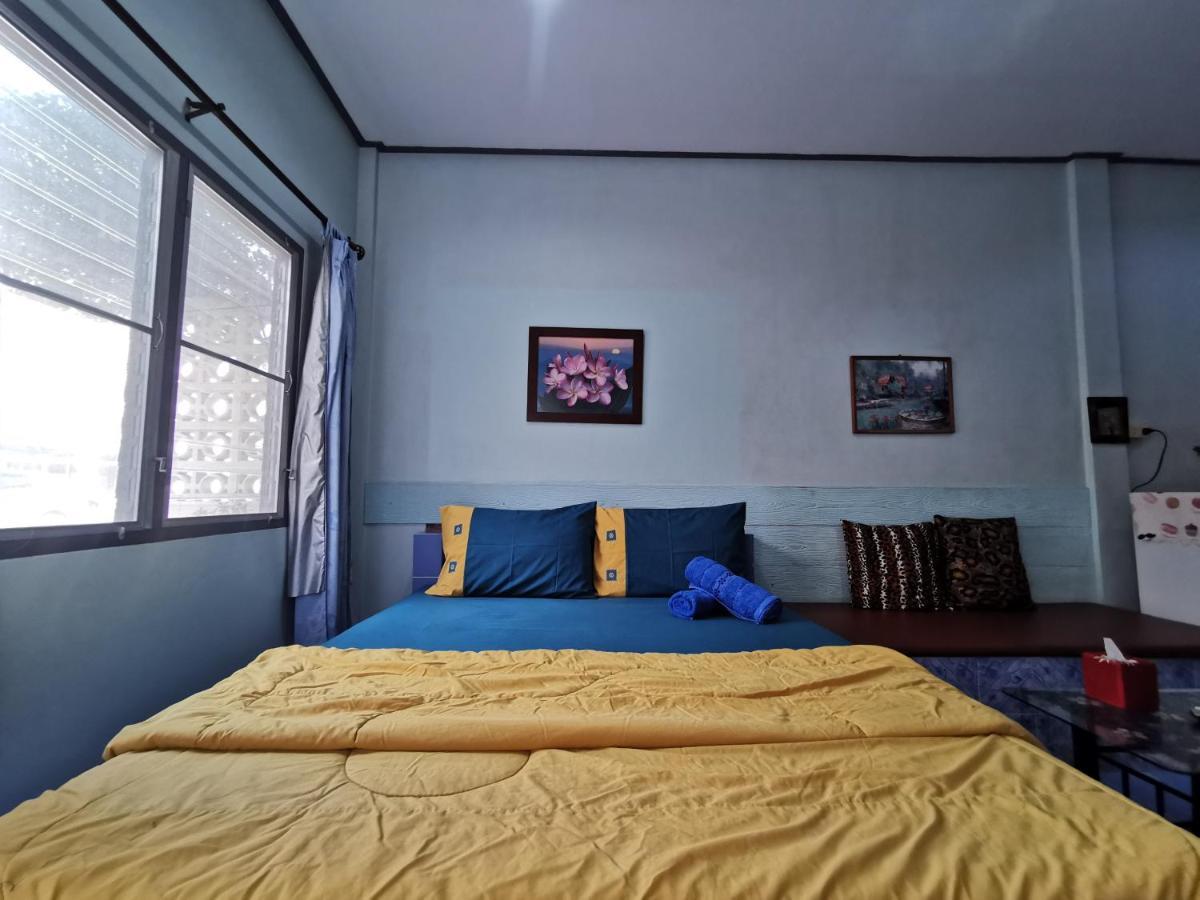 Samiya Guesthouse Bangsaen Exterior foto